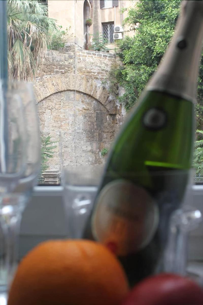 B&B "Al Bastione Normanno Palermo Eksteriør billede