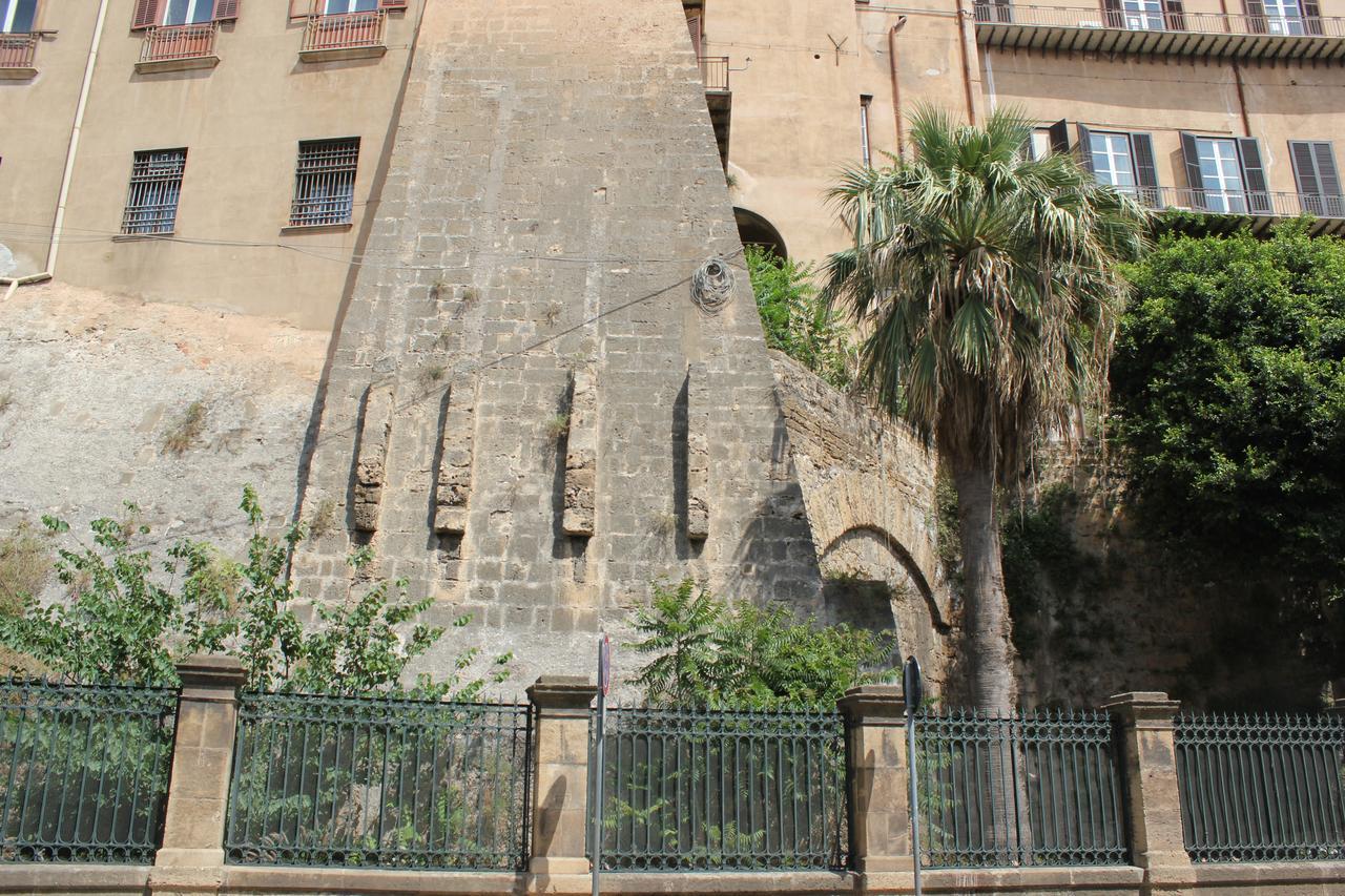 B&B "Al Bastione Normanno Palermo Eksteriør billede